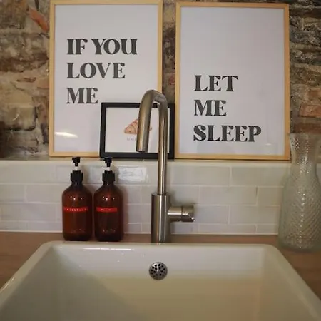 De Charme Refait A Neuf Place Graslin Appartement