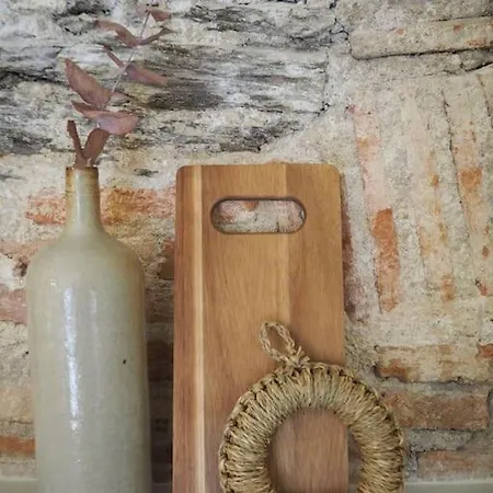 De Charme Refait A Neuf Place Graslin *