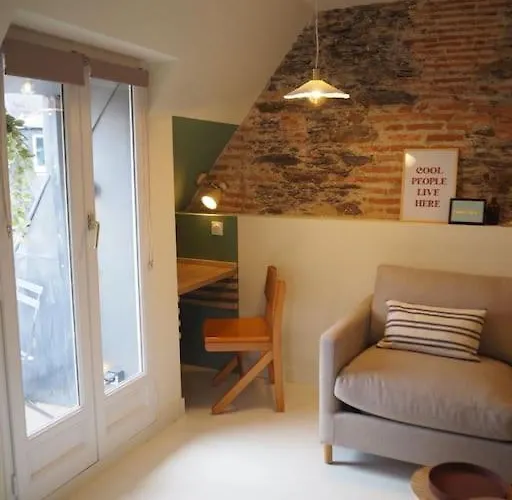 De Charme Refait A Neuf Place Graslin * Nantes