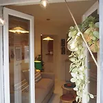 De Charme Refait A Neuf Place Graslin Daire Nantes