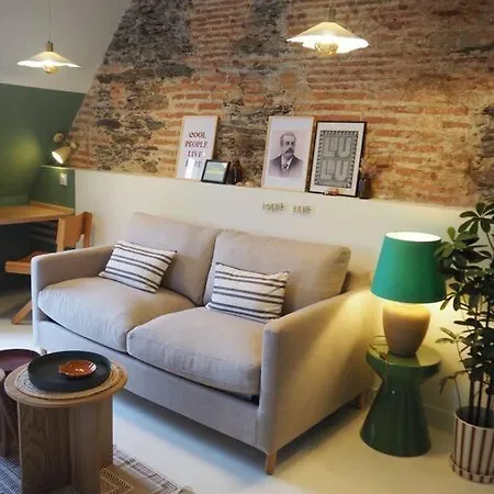 Apartman De Charme Refait A Neuf Place Graslin Nantes